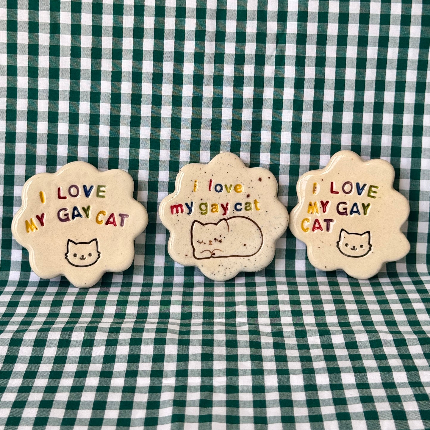 I love my gay cat - Magnet