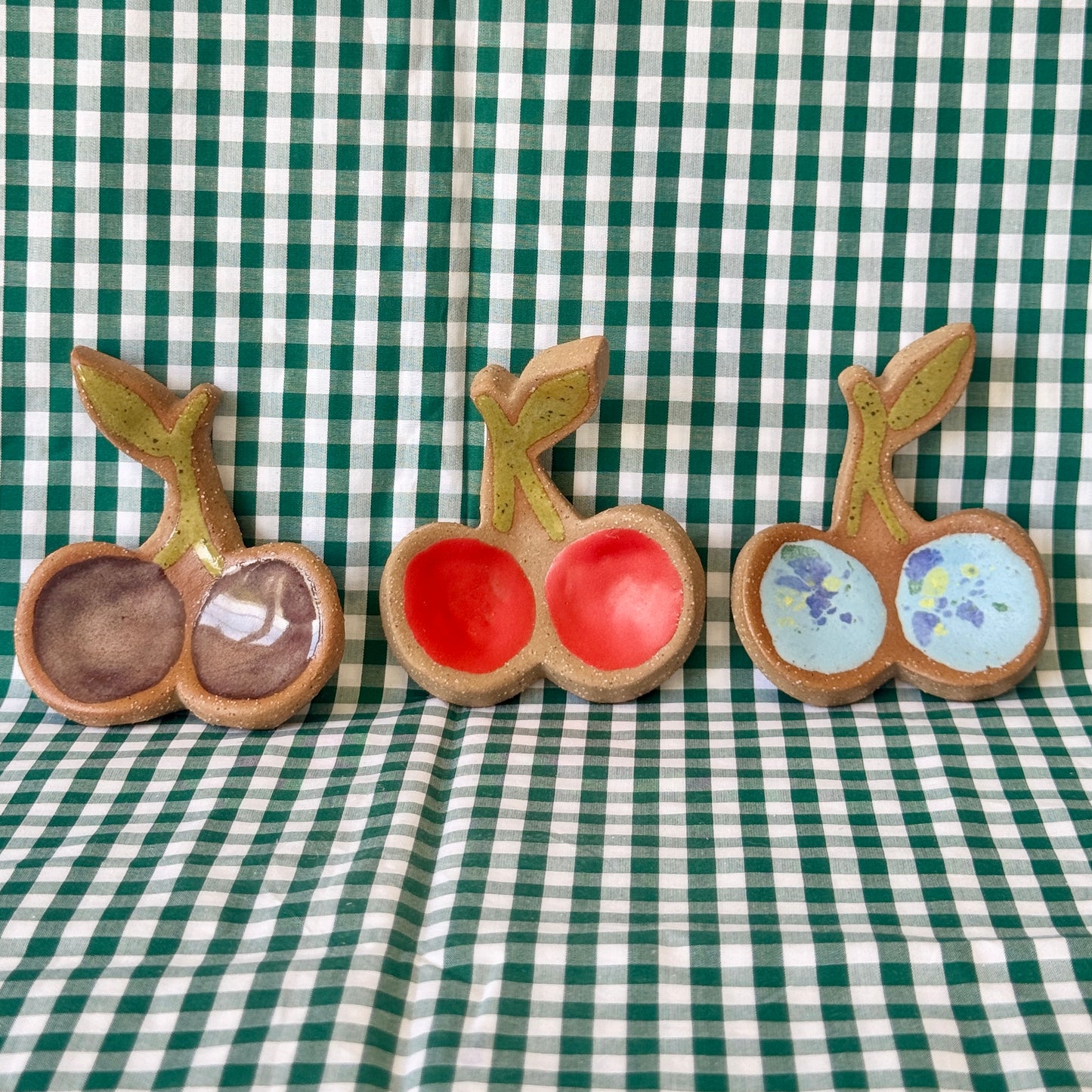 Cherry ring holder / trinket dish